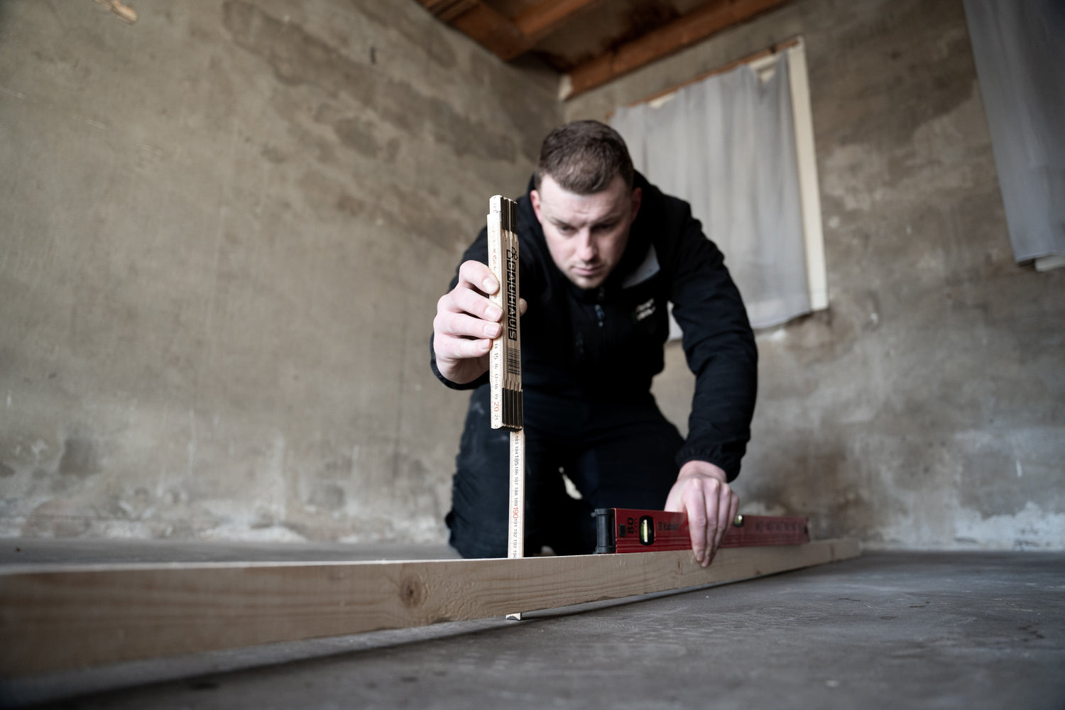 Wat kost een vloer egaliseren